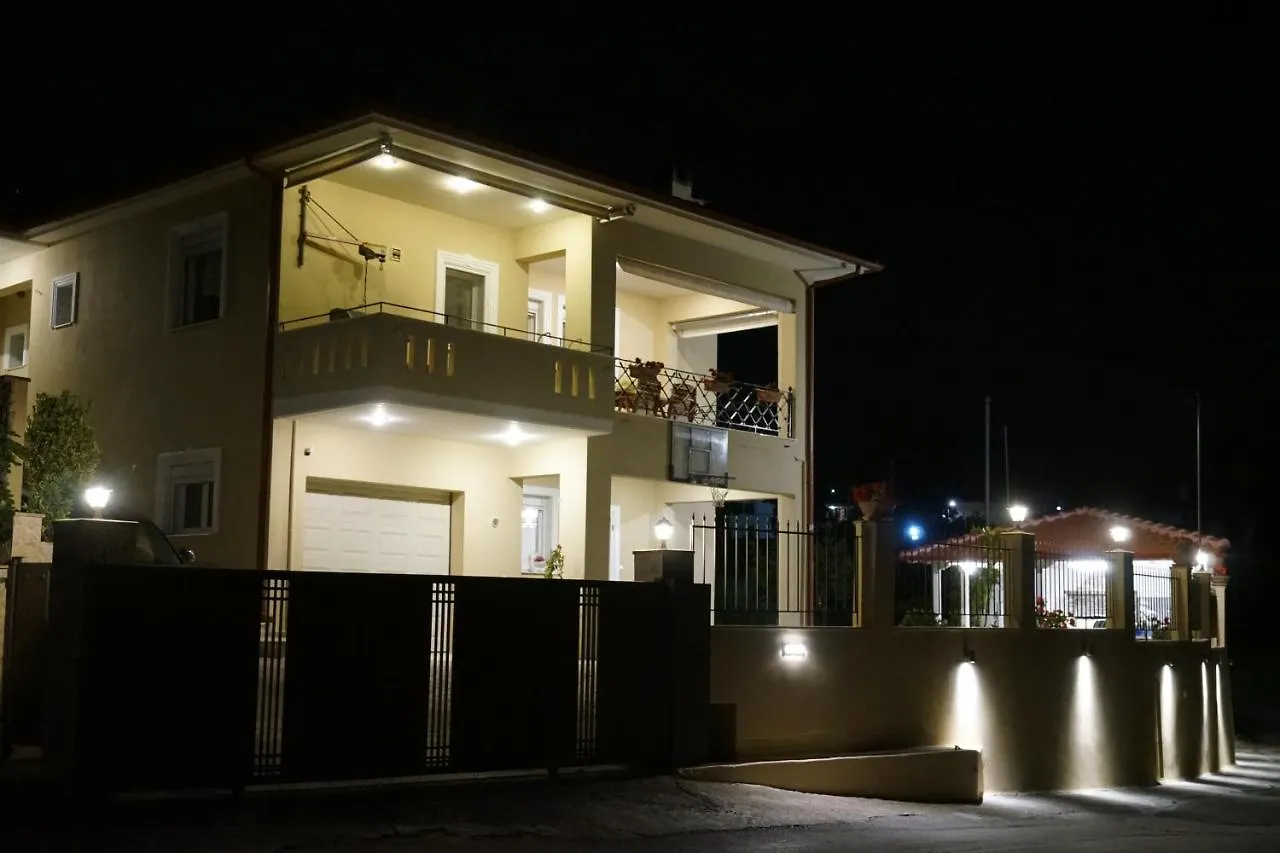 Melody Apartments Agios Nikolaos  Agios Nikolaos (Chalkidiki)